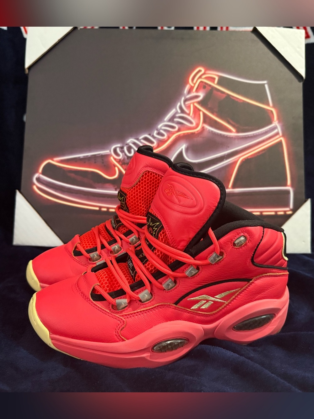 Reebok Question Mid Hot Ones Last Dab Men’s Size 10 Limited Edition Red GV7093